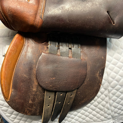 16" Ovation Close Contact Saddle (#714)