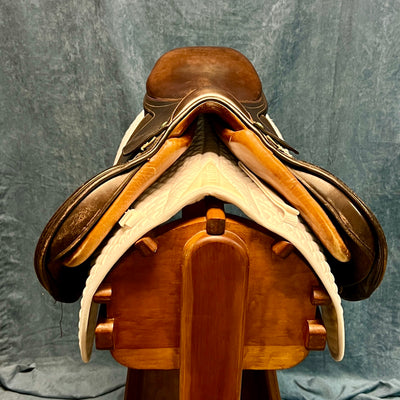 15" Beval Close Contact Saddle (#734)