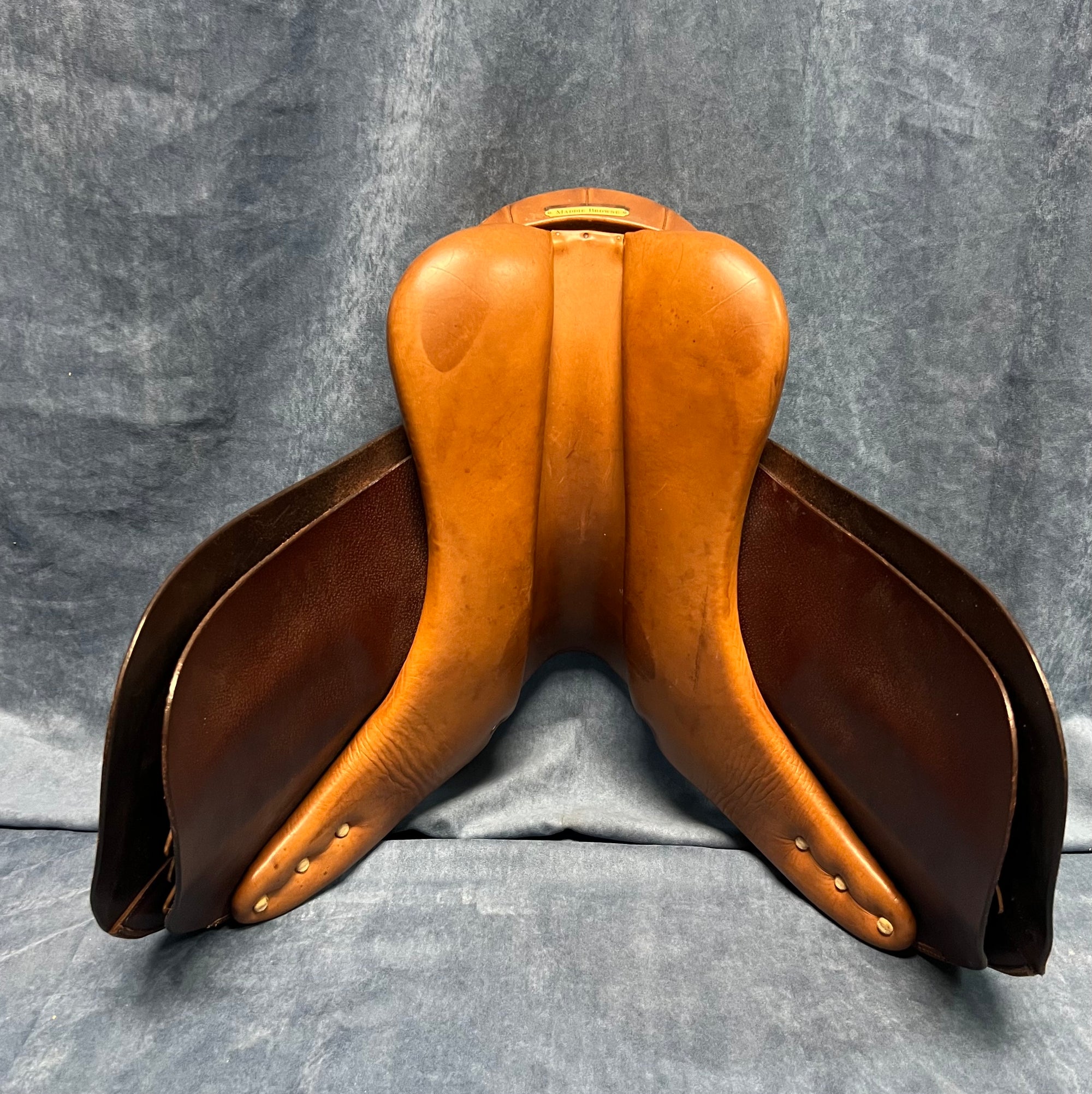 15 3/4" HDR Close Contact Saddle (#763)