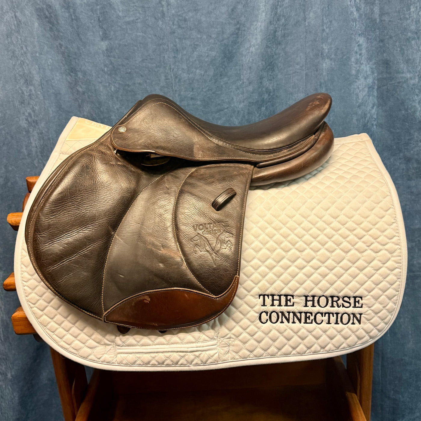 16" Voltaire Palm Beach Close Contact Saddle (#821)