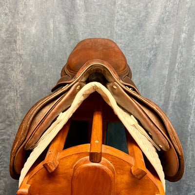 17" Antares Close Contact Saddle (#822)