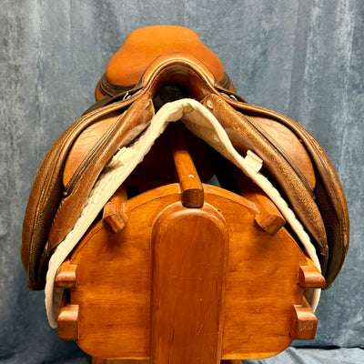 17" CWD SE02 Close Contact Saddle (#823)