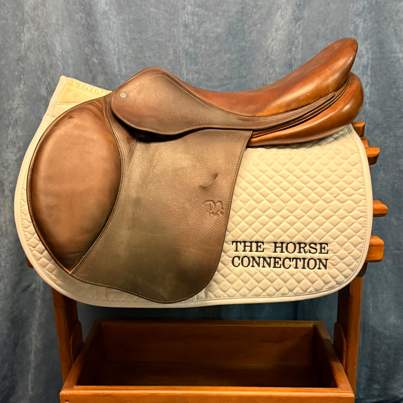 19" PJ Close Contact Saddle (#804)
