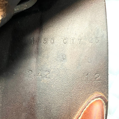 17.5" Butet Close Contact Saddle (#801)