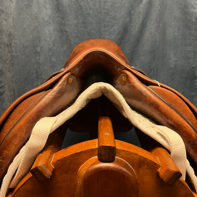 17.5" Butet Close Contact Saddle (#801)