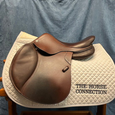 16" CWD Close Contact Saddle (#807)