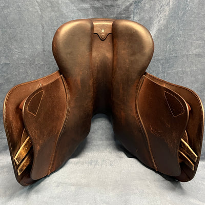 16" CWD Close Contact Saddle (#807)