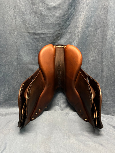 16" Antares Close Contact Saddle (#805)