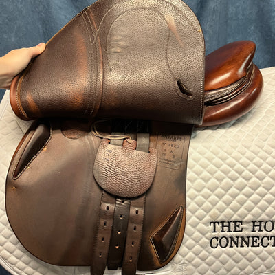 16" Antares Close Contact Saddle (#805)