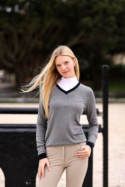 TKEQ ESSENTIAL Contrast V Neck Sweater