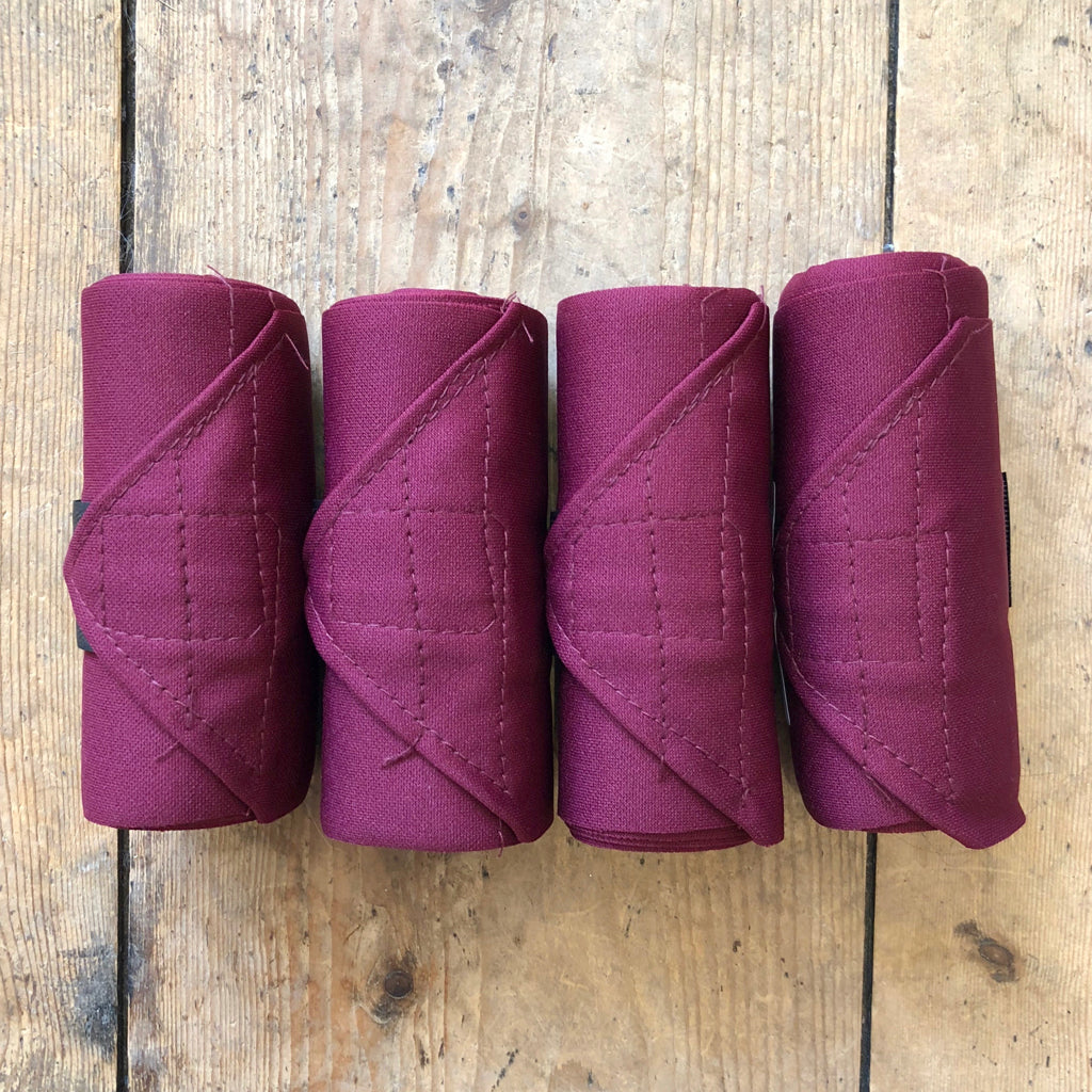 Vac's Horse Standing Bandages Burgundy